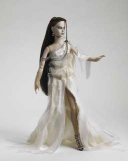 Re Imagination DECAY AND DECADENCE Tonner doll LE500  