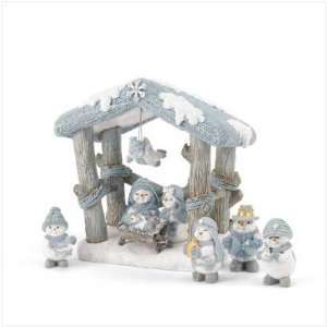  Snow Buddies Nativity Set 