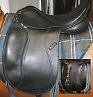 wide saddle dressage  