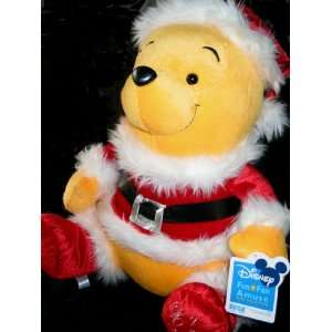  Winnie the Pooh Plush   Christmas 2007 Collectible Toys & Games